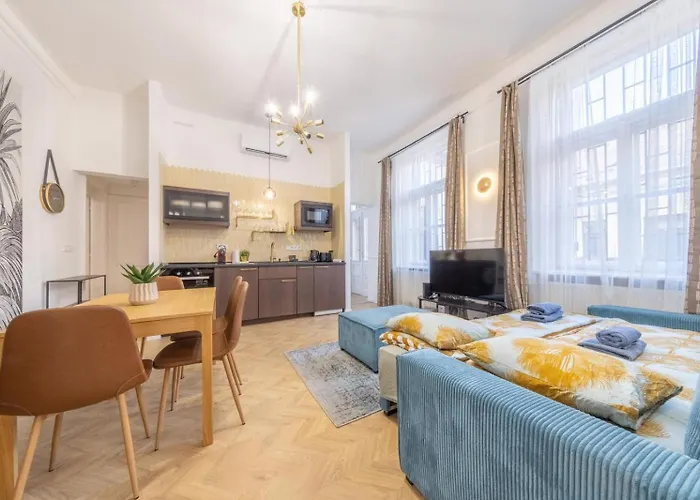 Sass Glamour Next To St Stephen Basilica S1 Apartment Budapest